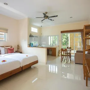  Bed and breakfast Donguri House Bali